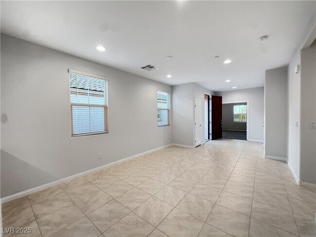 Building Photo - 69 Serene Tempo Ave