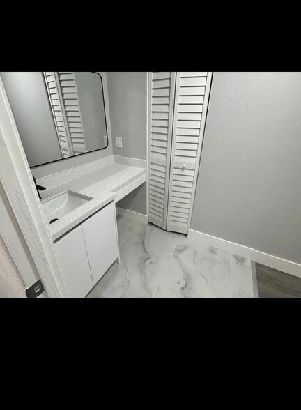 Building Photo - 3244 NW 84th Ave