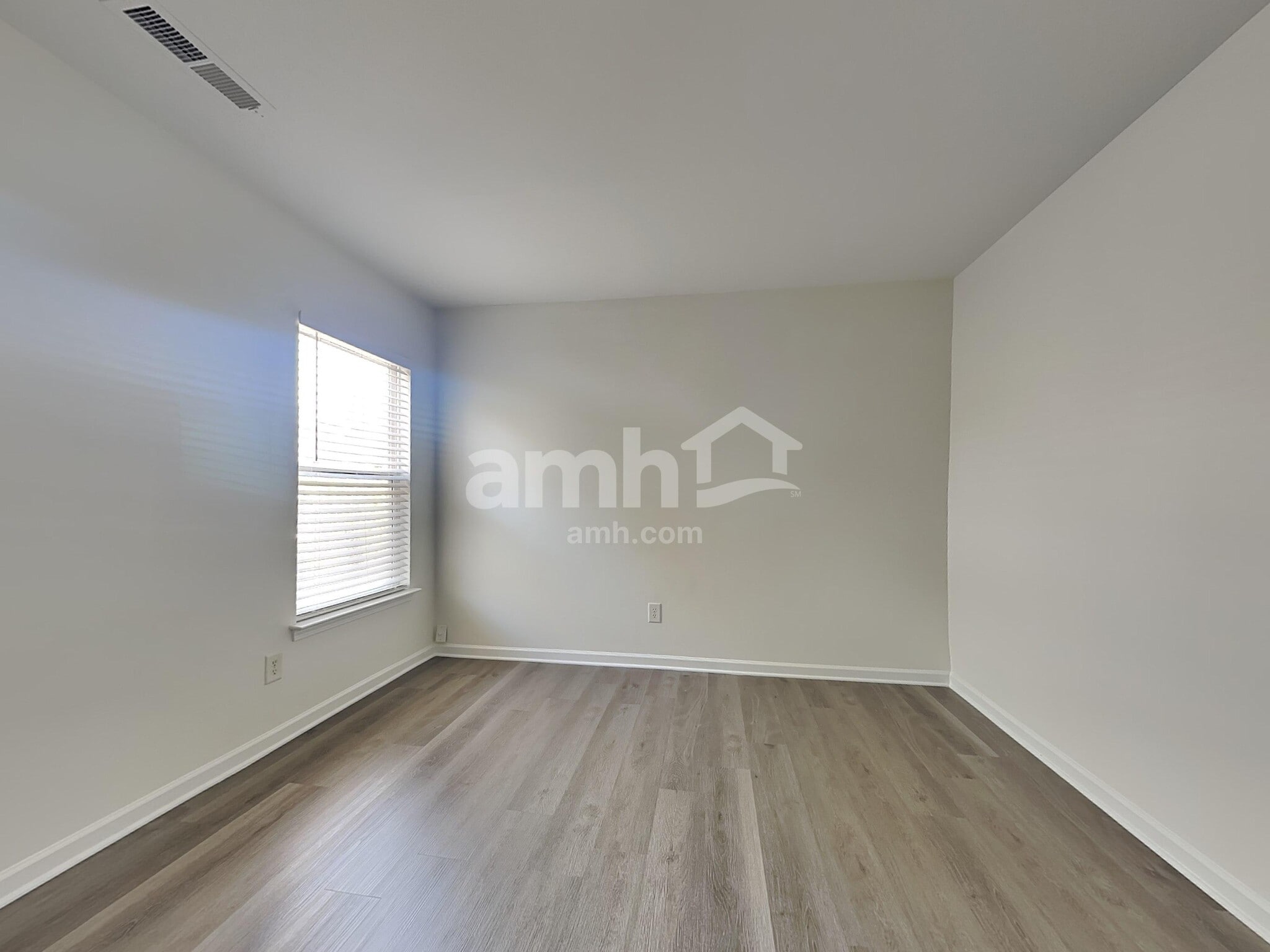 Building Photo - 8523 Greenware Trl