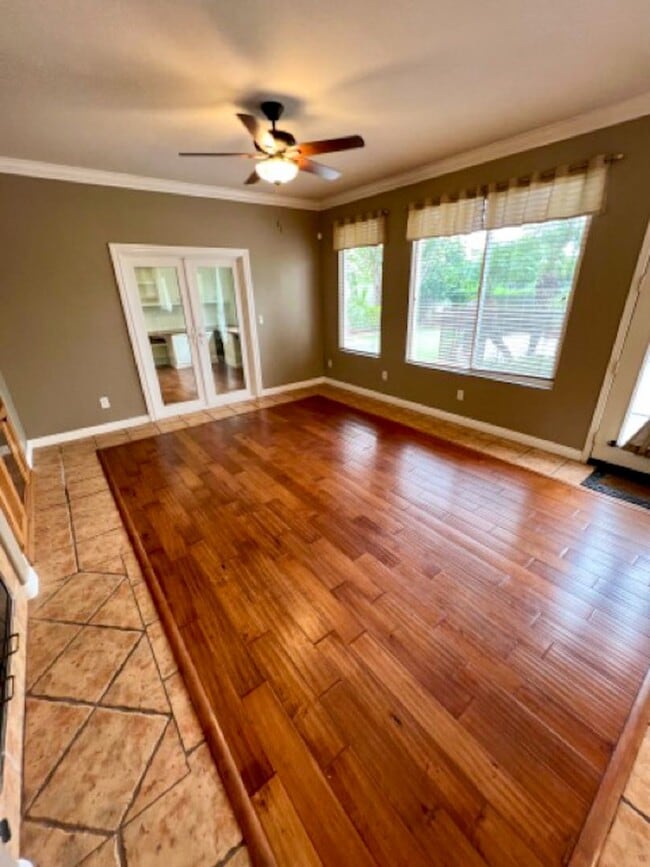 Building Photo - Beautiful Corona Pool Home with 4 bedroom ...