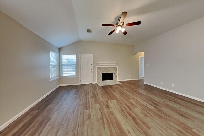 Building Photo - 30206 Emerson Creek Dr