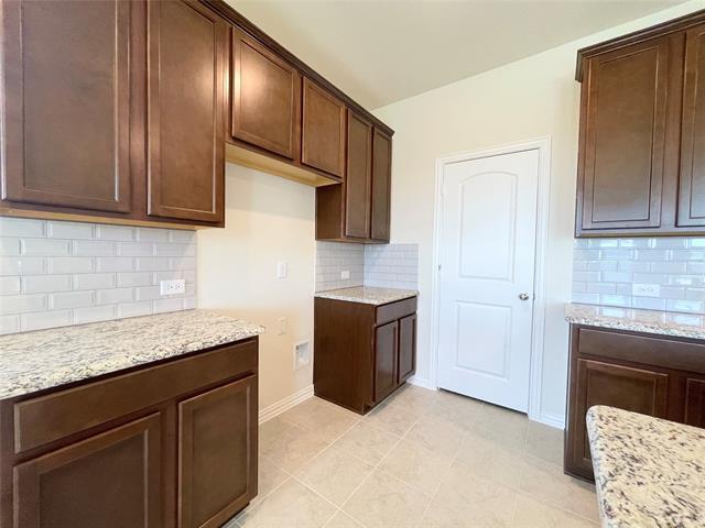 Building Photo - 1805 Nelson St