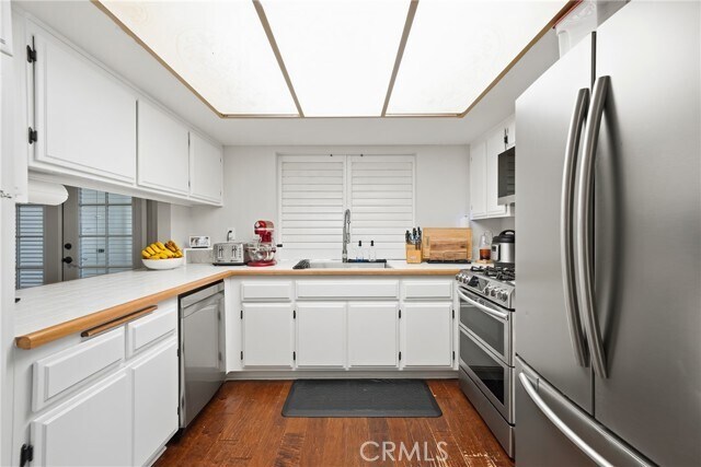 Building Photo - 1505 Canterbury Cir