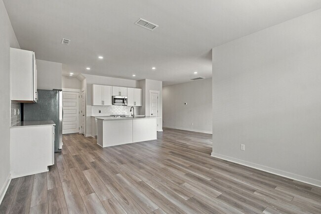 Building Photo - 1627 Manuka Ln