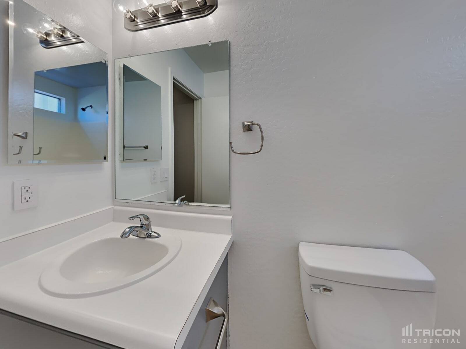 Building Photo - 23377 W Cocopah St