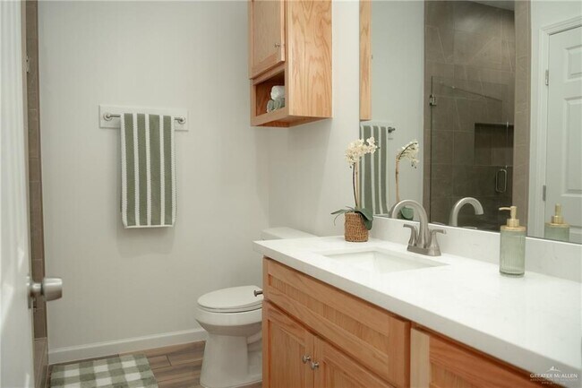 Building Photo - 32 San Andres