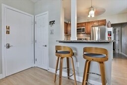 Building Photo - 14 W Water St