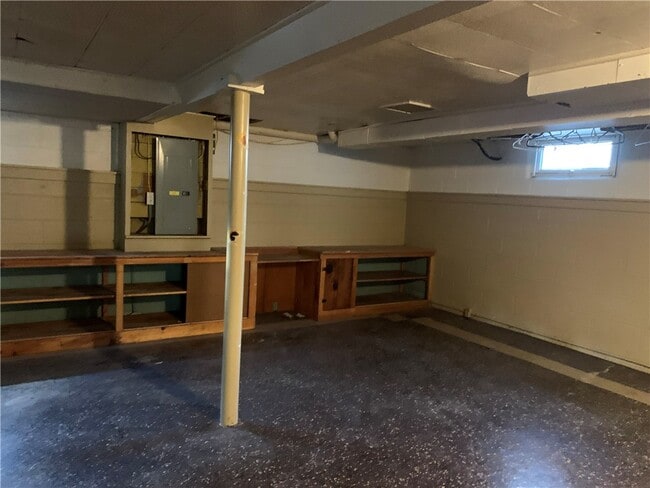 Building Photo - 80 Abington Rd