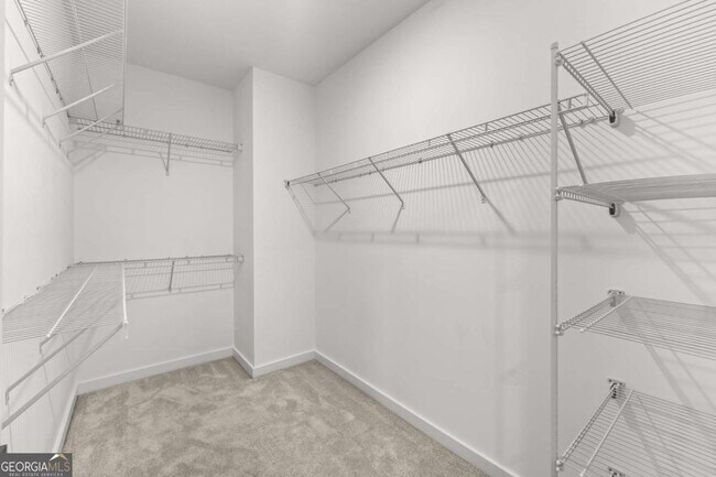 Building Photo - 240 Walker Ave