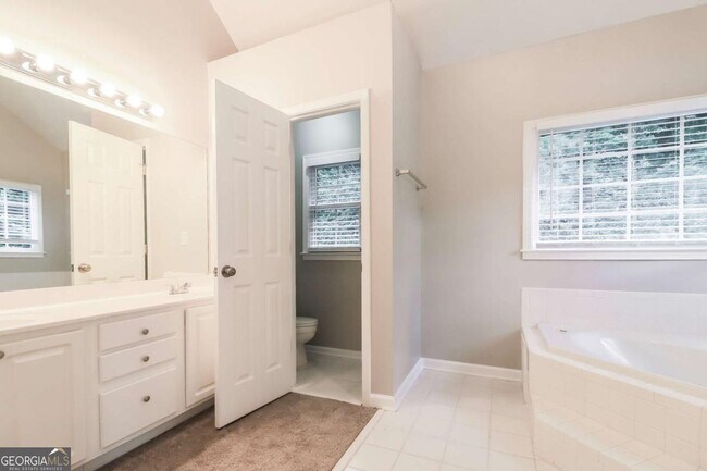 Building Photo - 3986 Brookshire Pl