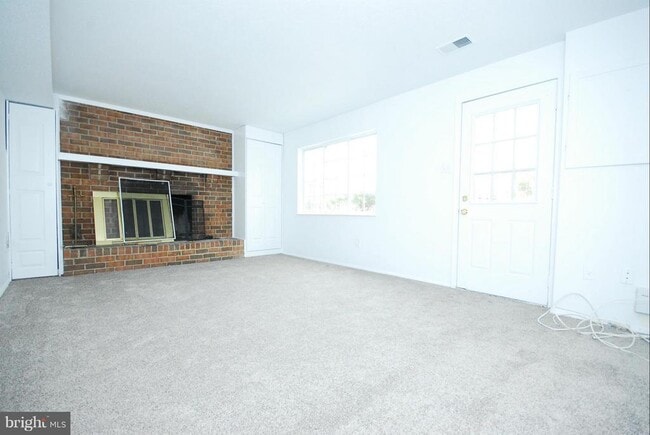 Building Photo - 5312 Avalon Pl
