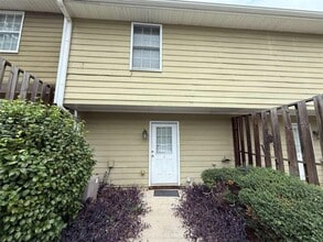 Building Photo - 105 Westchester Dr