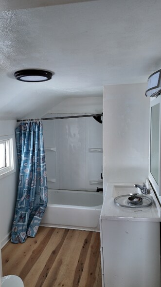 Building Photo - 44 Wabash St