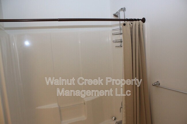 Building Photo - 7405 Battery Park Blvd