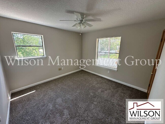 Building Photo - 840 Maraval Ct
