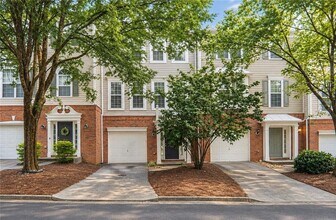 Building Photo - 3423 Lathenview Ct