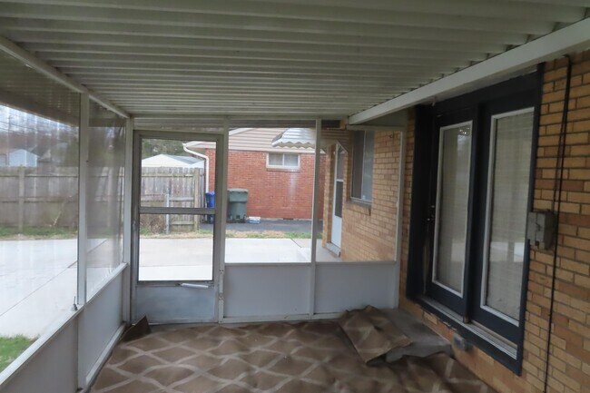 Building Photo - 4500 Keeler Dr