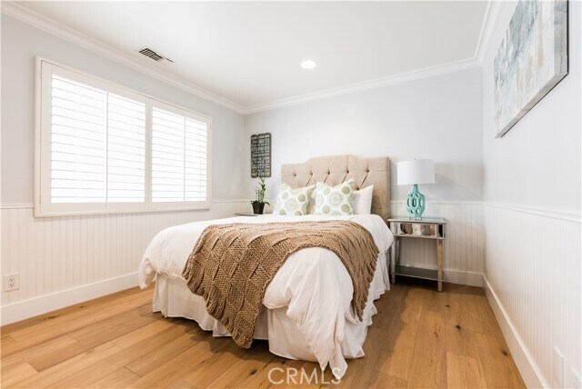 Building Photo - 617 Begonia Ave