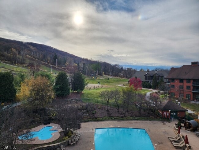 Building Photo - 200 NJ-94