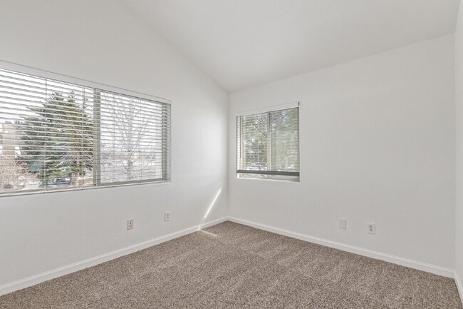 Building Photo - 1080 S Walden Way