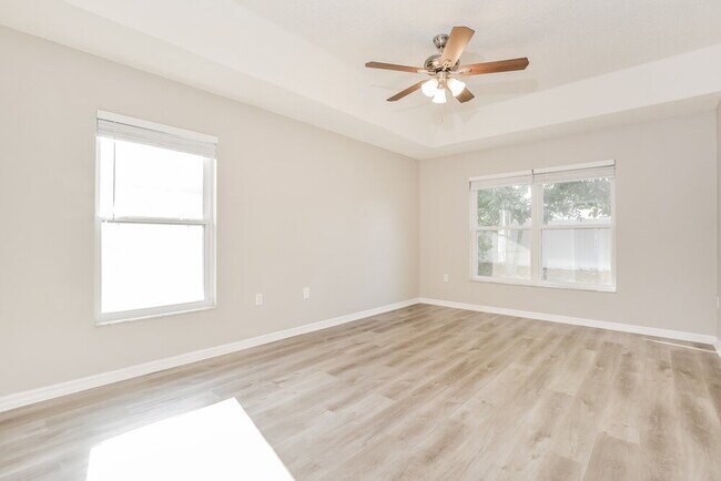 Building Photo - 1523 Golden Poppy Ct