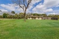 Building Photo - 16326 Cypress Bend Dr