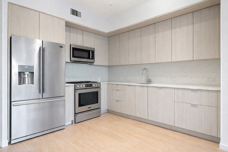 Building Photo - 5851 W 88th St