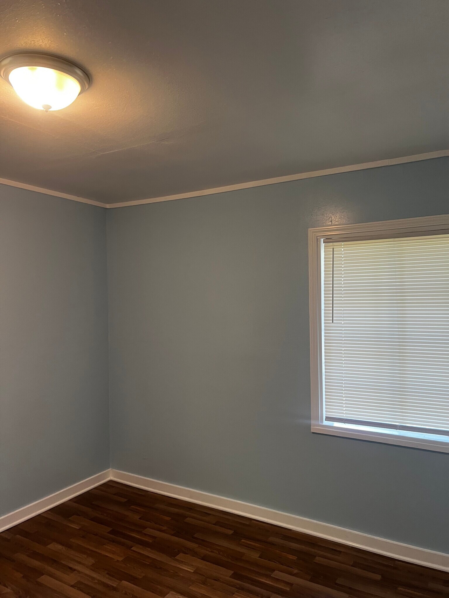 Building Photo - 3155 Shirley Dr