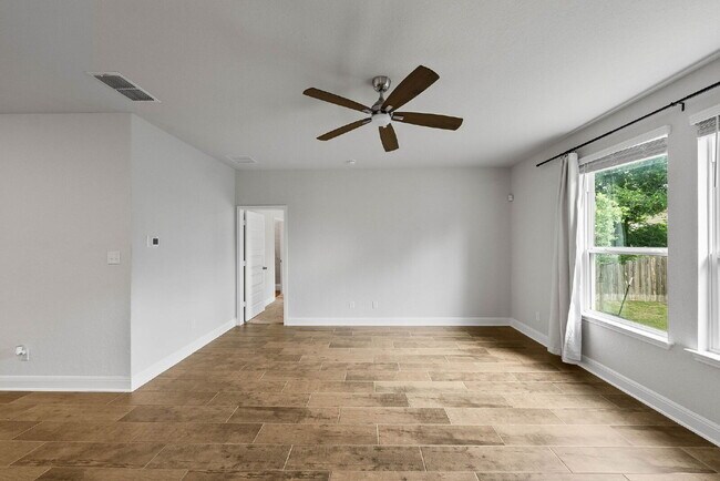 Building Photo - Inviting Comfort & Everyday Ease – 4 Bed, ...