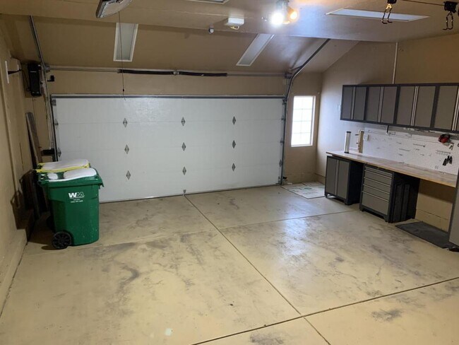 Building Photo - 20313 Vista Cir