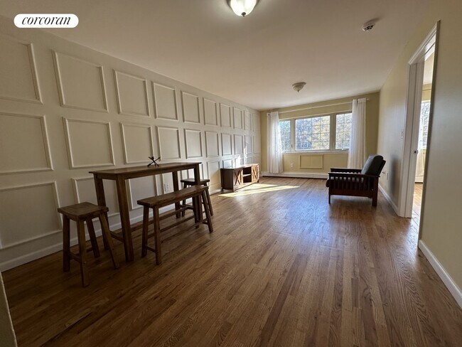 Building Photo - 2721 Tilden Ave