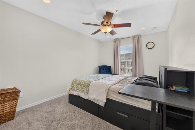 Building Photo - 6086 Chapledale Dr