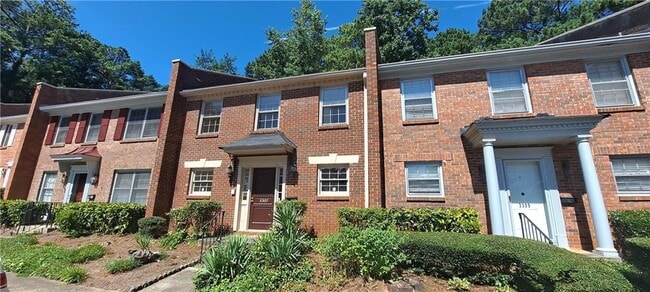 Primary Photo - 3307 York Pl