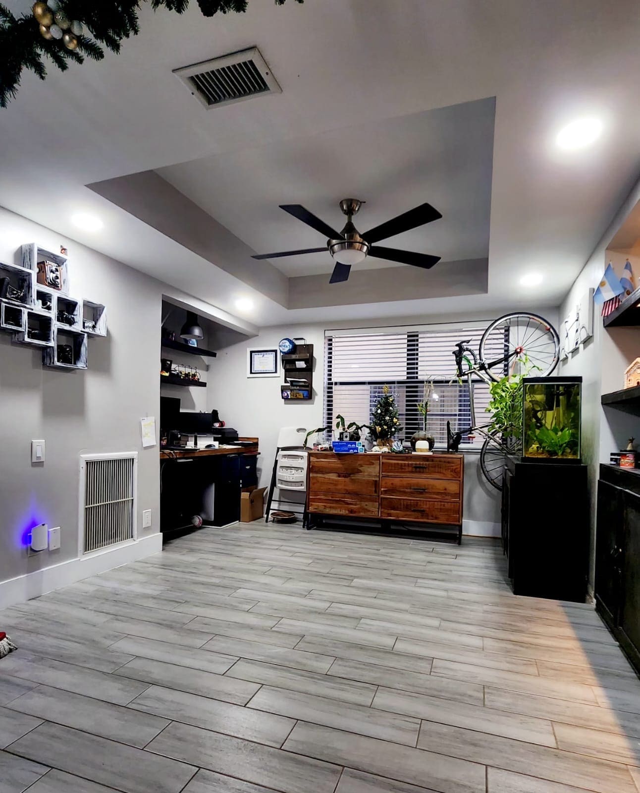 Building Photo - 4699 Lucerne Lakes Blvd E