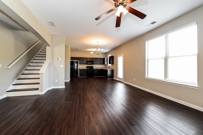 Building Photo - 166 Biscayne Terrace
