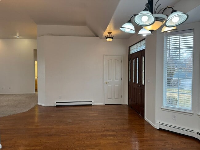 Building Photo - Spacious Single-Level Home in the Redlands w/ Private Yard & Thoughtful Layout!!!