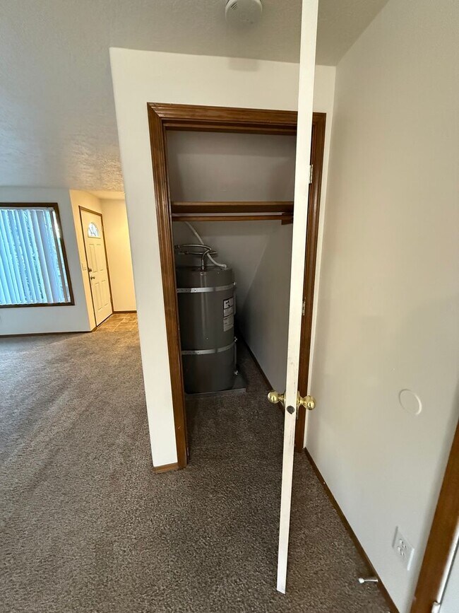 Building Photo - moojoh01 4212-4214 47th Ave NE