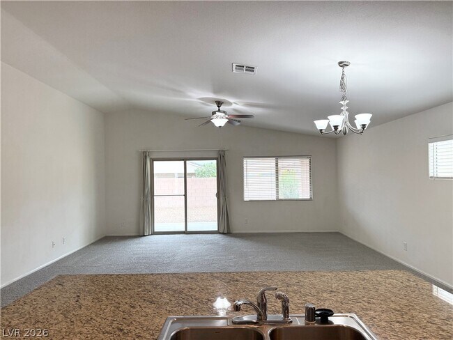 Building Photo - 8231 Buffalo Ranch Ave