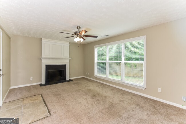 Building Photo - 3909 Wintersweet Dr