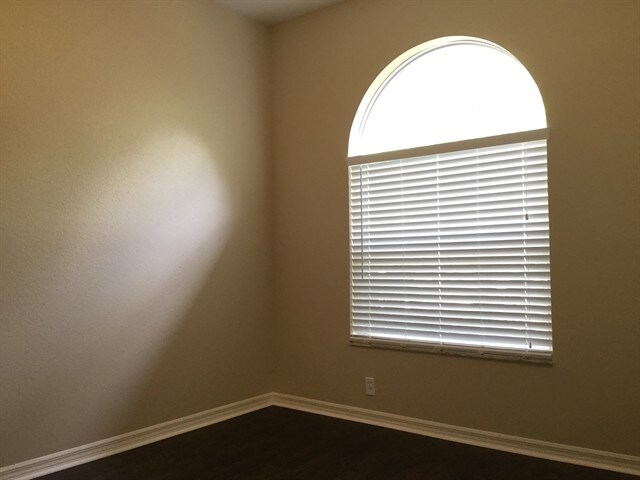 Building Photo - 14988 Faversham Cir