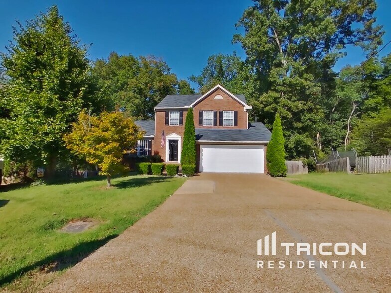 Building Photo - 2536 Bayview Dr