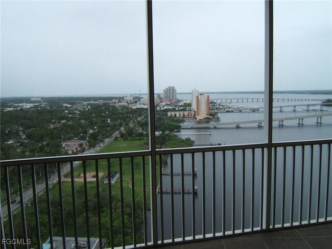 Building Photo - 2743 First St