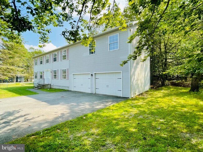 Building Photo - 1226 Country Pl Dr