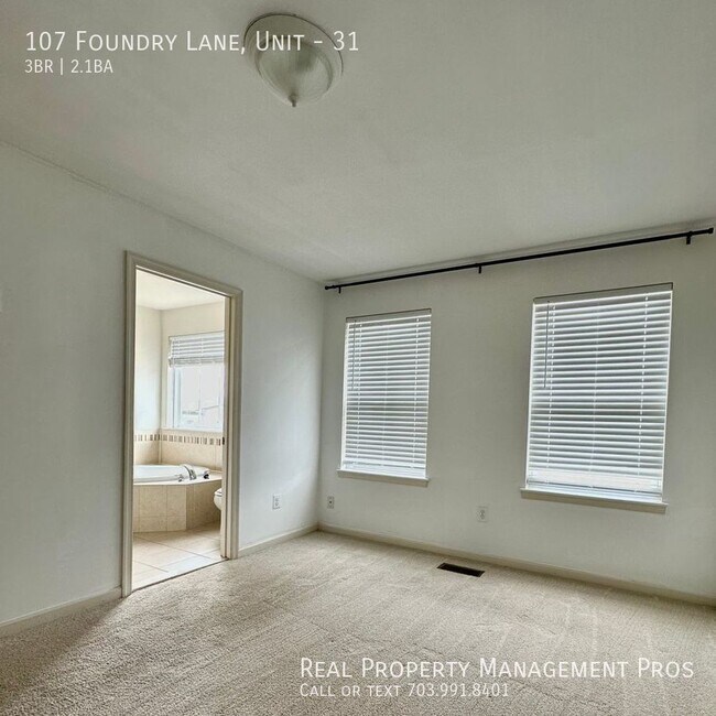 Building Photo - 107 Foundry Ln