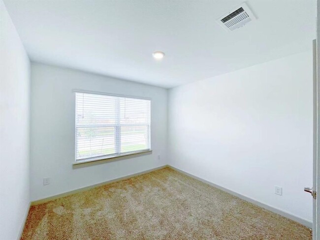 Building Photo - 18815 Oswin Haven Ln