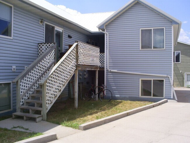 Building Photo - 4407 E Crow Dr