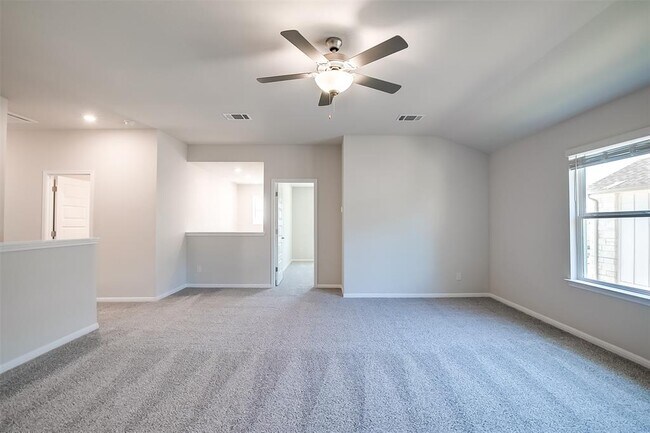 Building Photo - 107 Greenspire Downs Dr