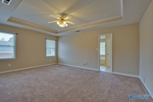 Building Photo - 131 Clubhouse Ln