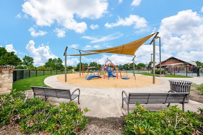 Building Photo - 27714 Dalton Bluff Ct