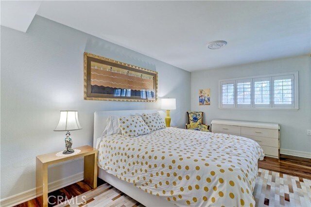 Building Photo - 881 Via Mendoza